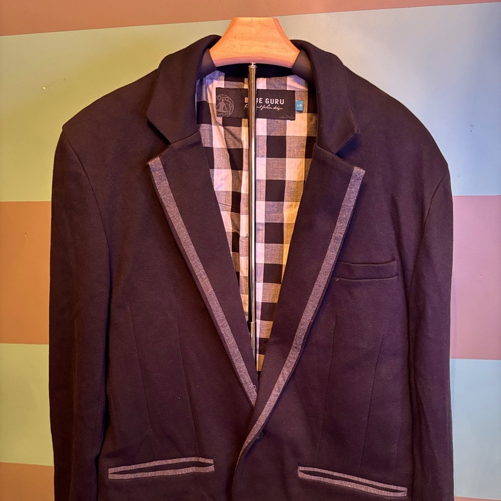 BLUE GURU Black with Checkered Lining.   Men’s Large